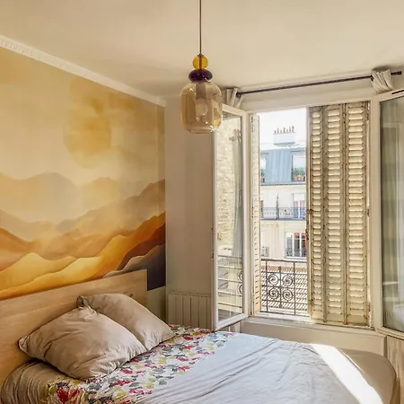Bright With Rooftop View Appartement